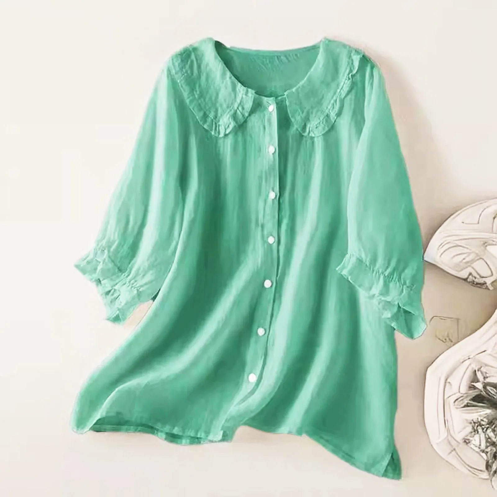 Damska koszula lniana z falbankami i ozdobnym kołnierzykiem – luźny fason