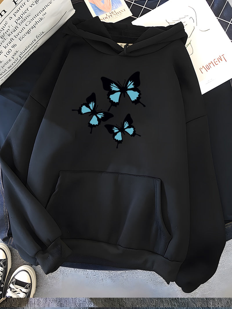 Damska bluza z kapturem z nadrukiem motyli