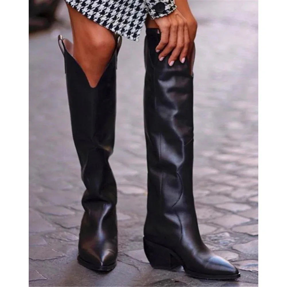 Damskie kowbojki za kolano – klasyczne czarne kozaki w stylu western