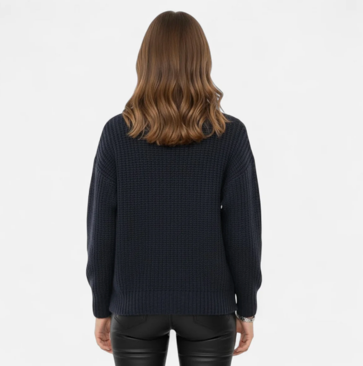Damski sweter z golfem oversize
