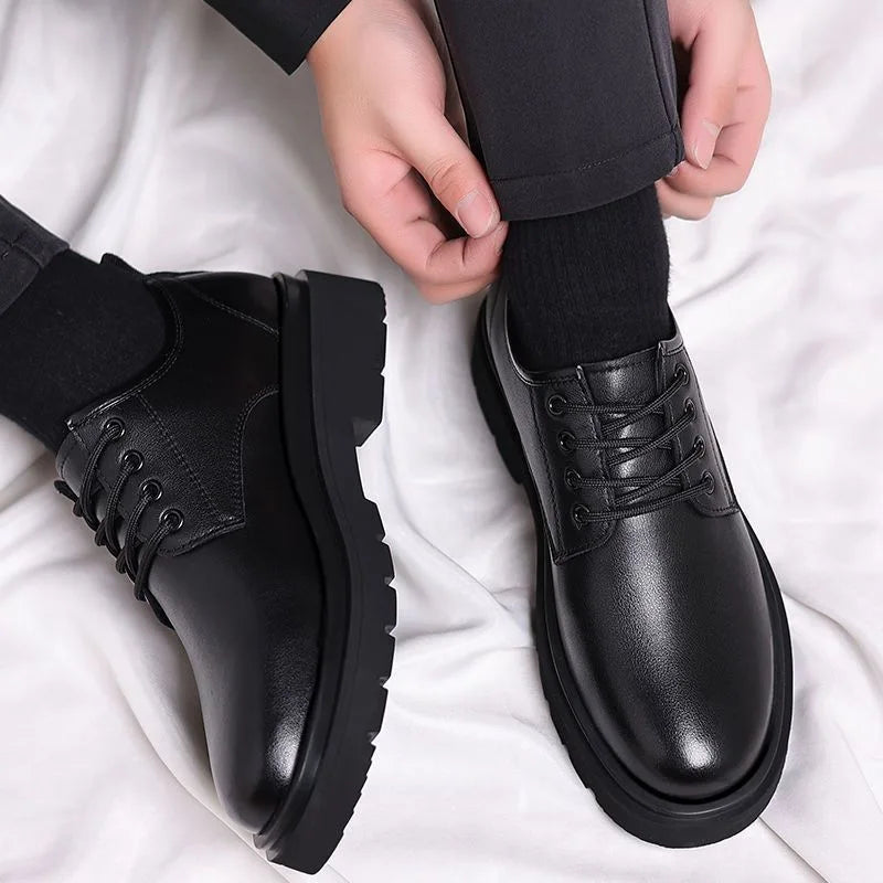 Męskie półbuty skórzane na grubej podeszwie – sznurowane buty casual