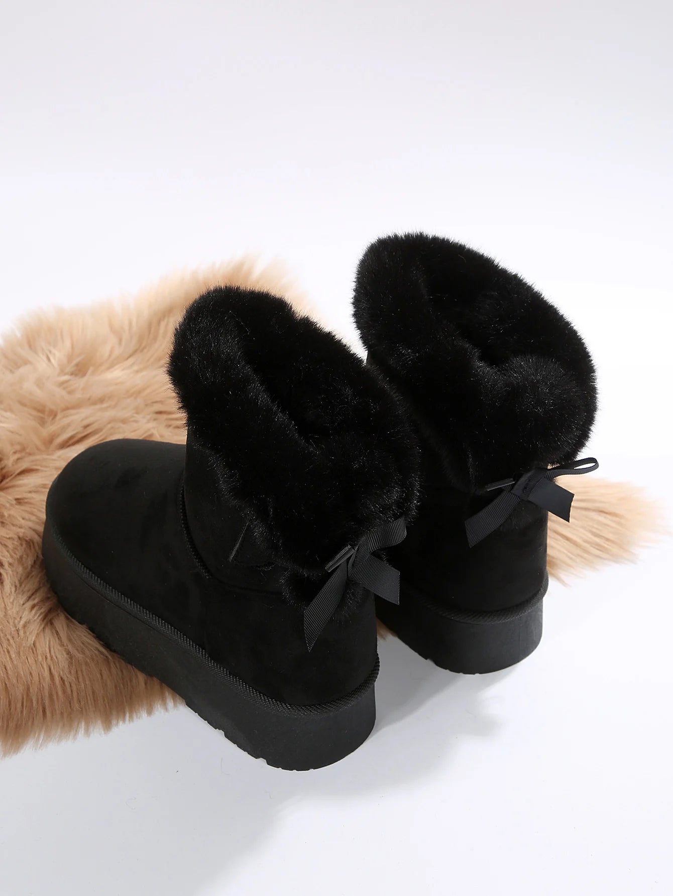 Damskie ocieplane buty zimowe z futrzanym kołnierzem i kokardką