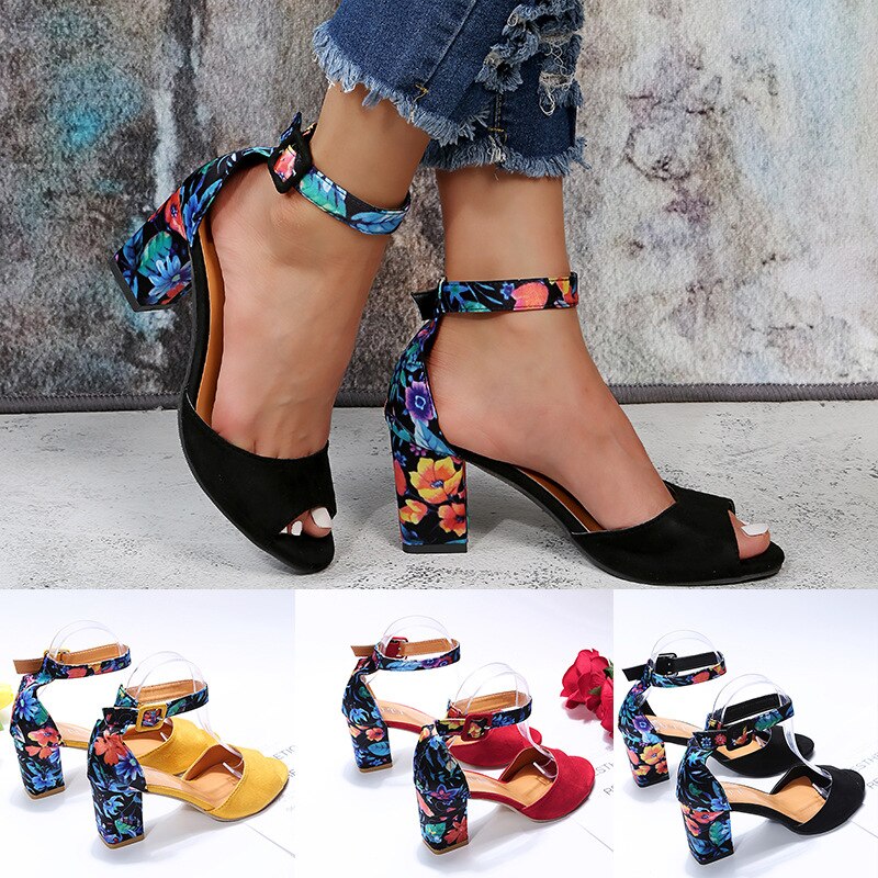 Buty na obcasie Floral
