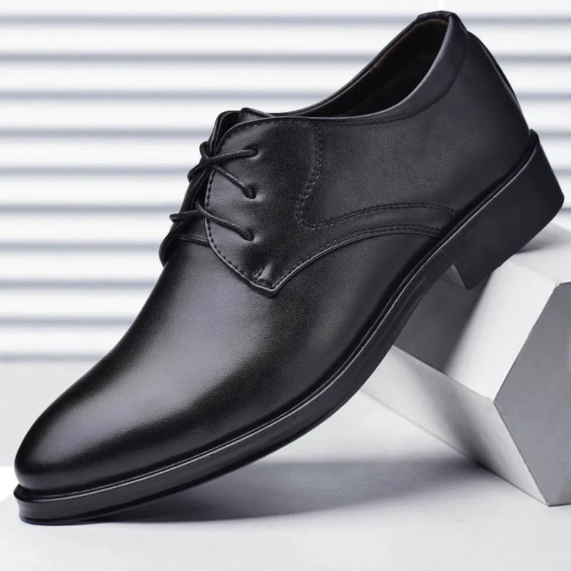 Męskie eleganckie półbuty sznurowane – idealne do garnituru i na wesele