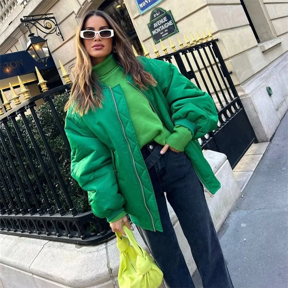 Damska kurtka bomber oversize – modna kurtka pikowana na jesień i zimę