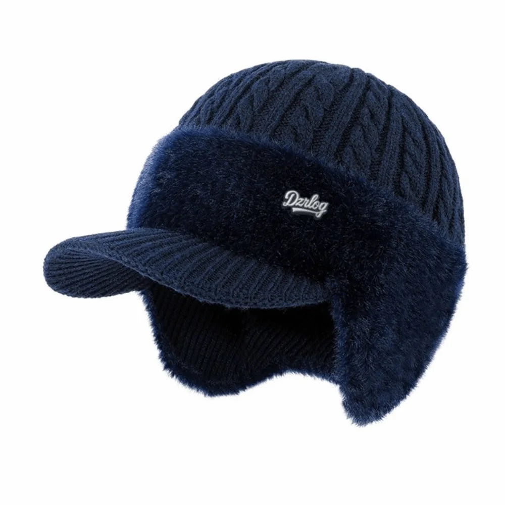 Ocieplana czapka zimowa unisex z daszkiem i nausznikami – idealna dla seniorów