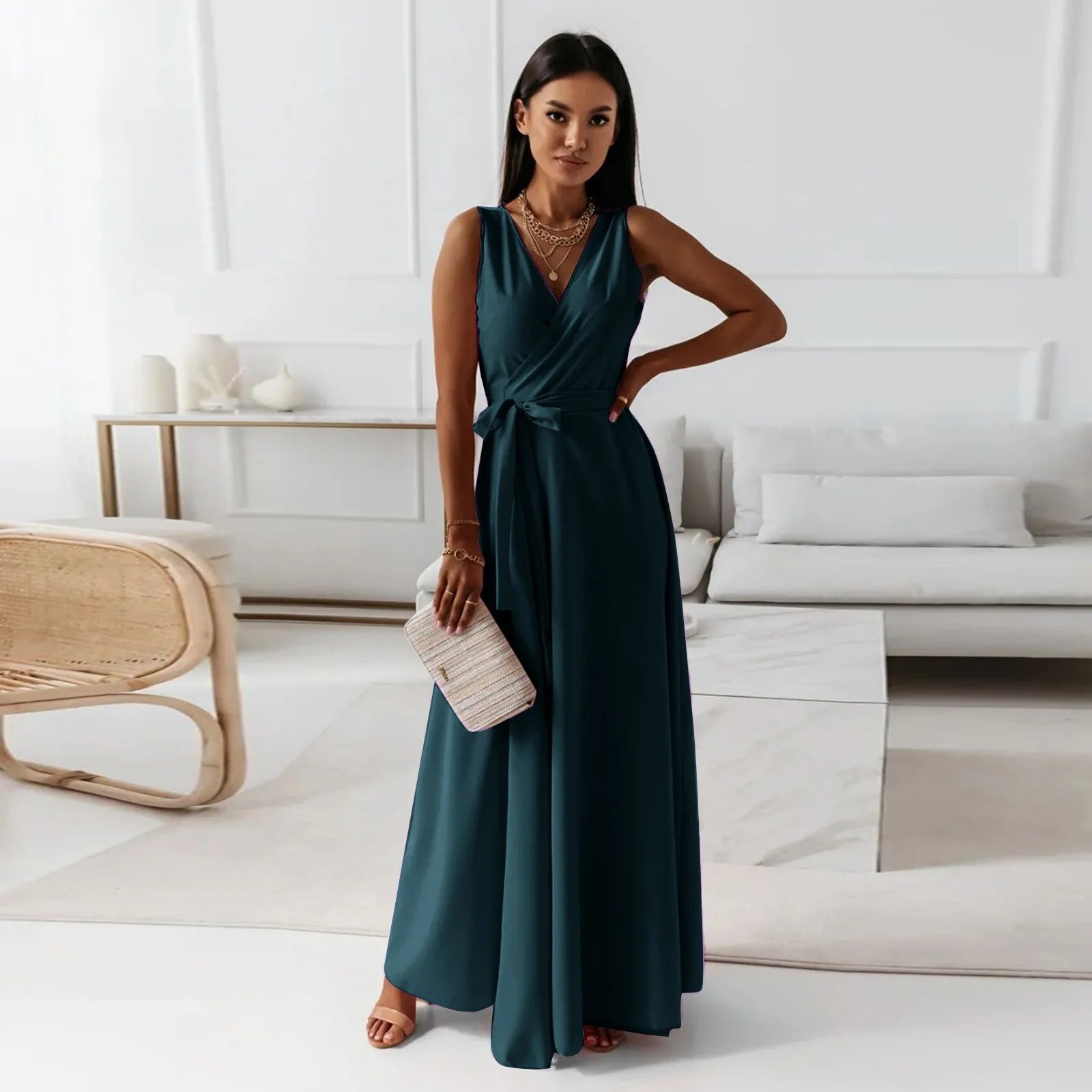 Elegancka Sukienka Maxi z Kopertowym Dekoltem