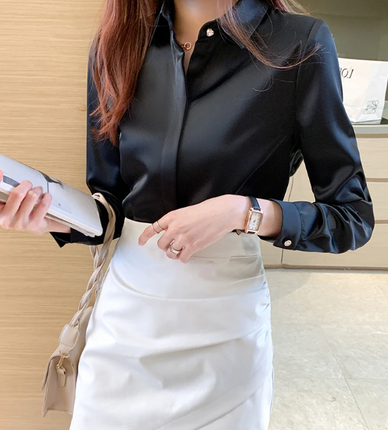 Satynowa koszula damska z długim rękawem Miki