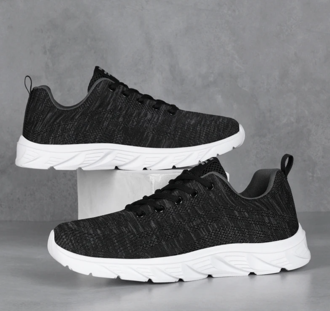 Lekkie męskie sneakersy