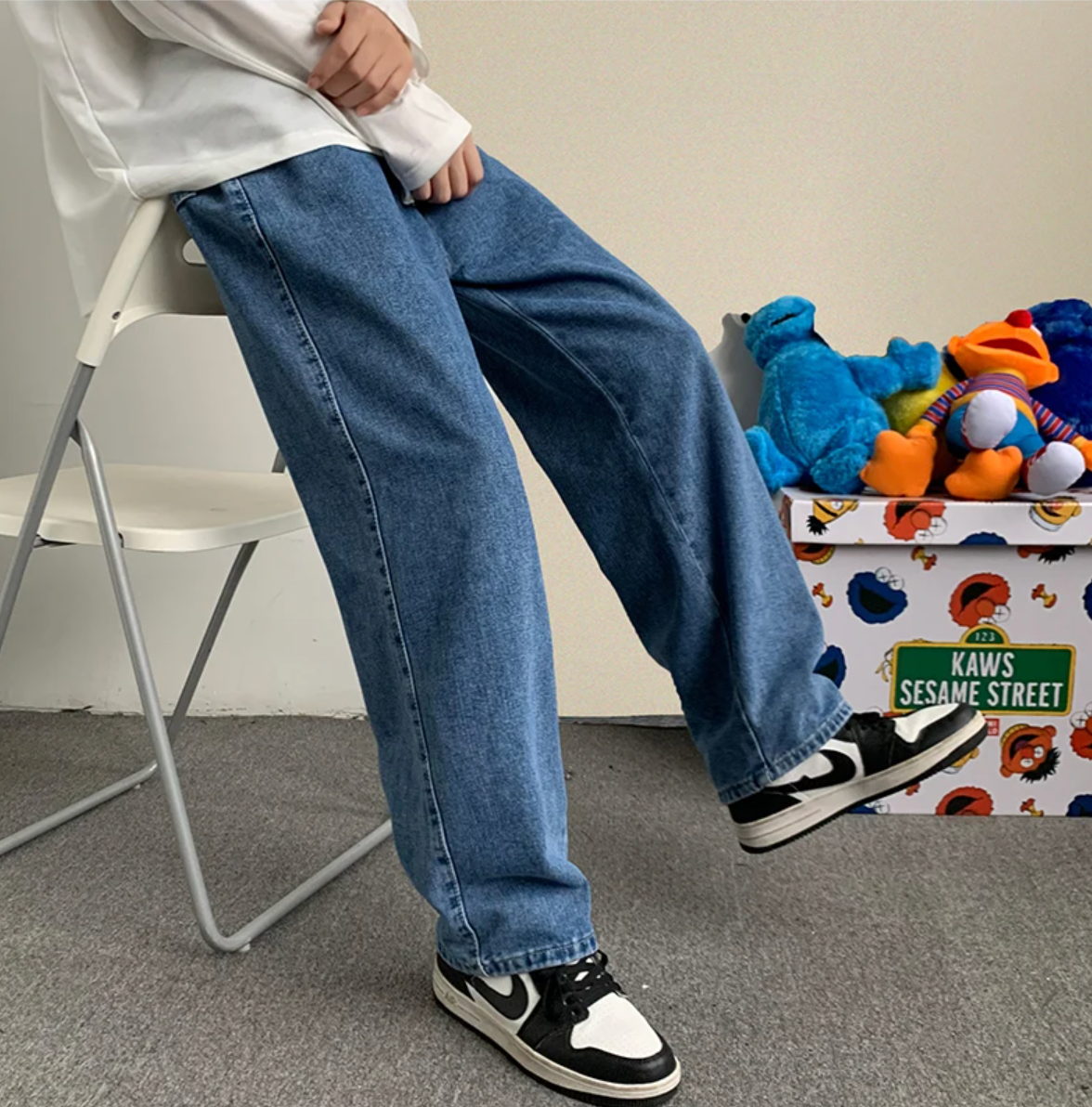 Męskie jeansy baggy fit z szerokimi nogawkami