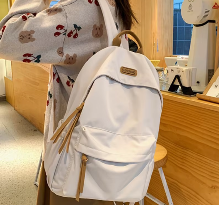 Wodoodporny plecak miejski z dużą pojemnością