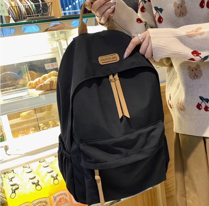 Wodoodporny plecak miejski z dużą pojemnością