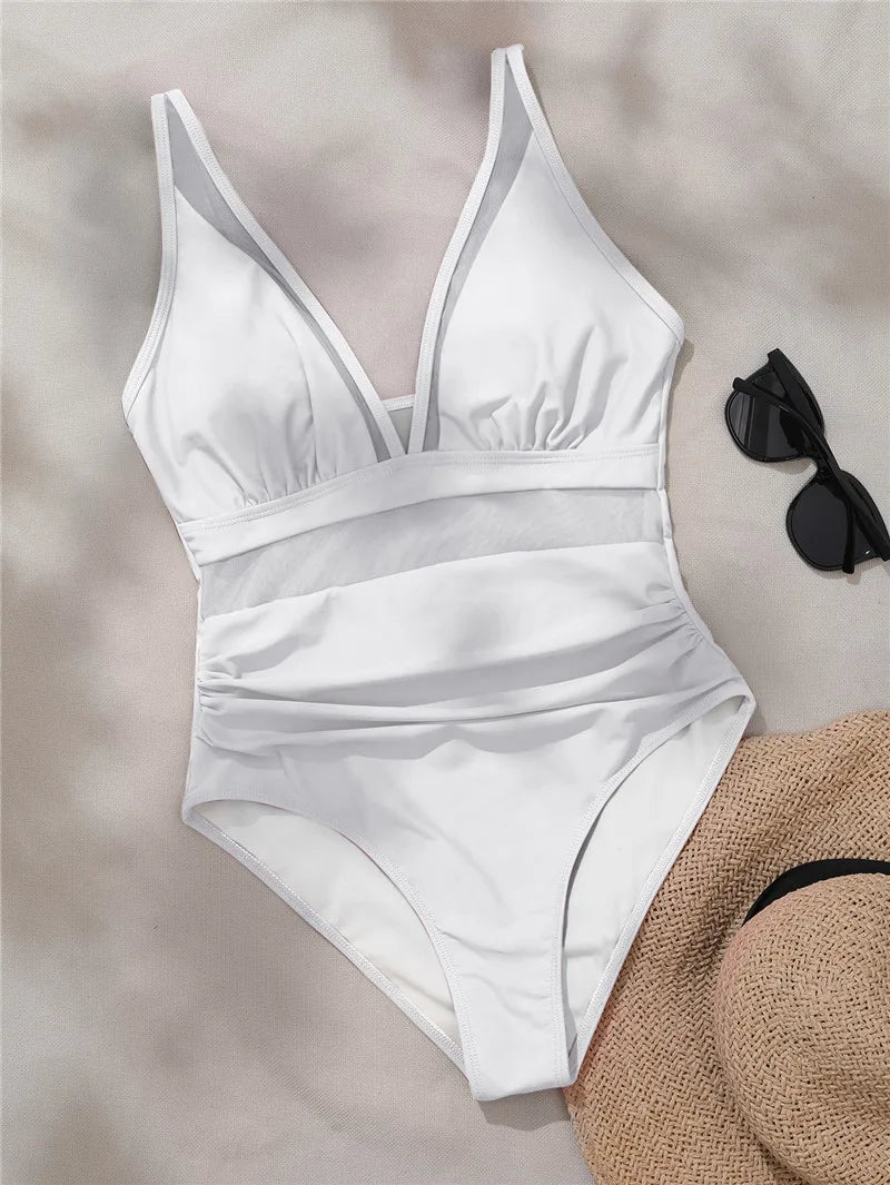 Elegancki Jednoczęściowy Strój Kąpielowy z Wstawkami z Siateczki