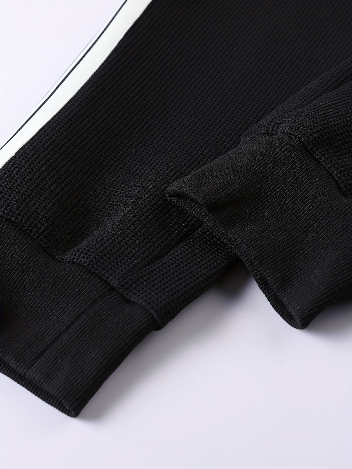 Męski Dresowy Zestaw Sportowy z Kontrastowymi Paskami