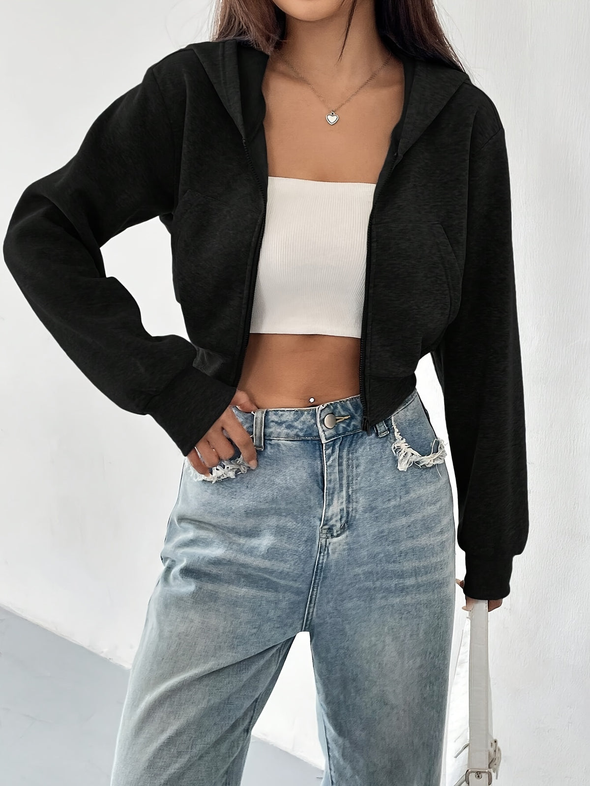 Damska Krótka Bluza z Kapturem na Zamek