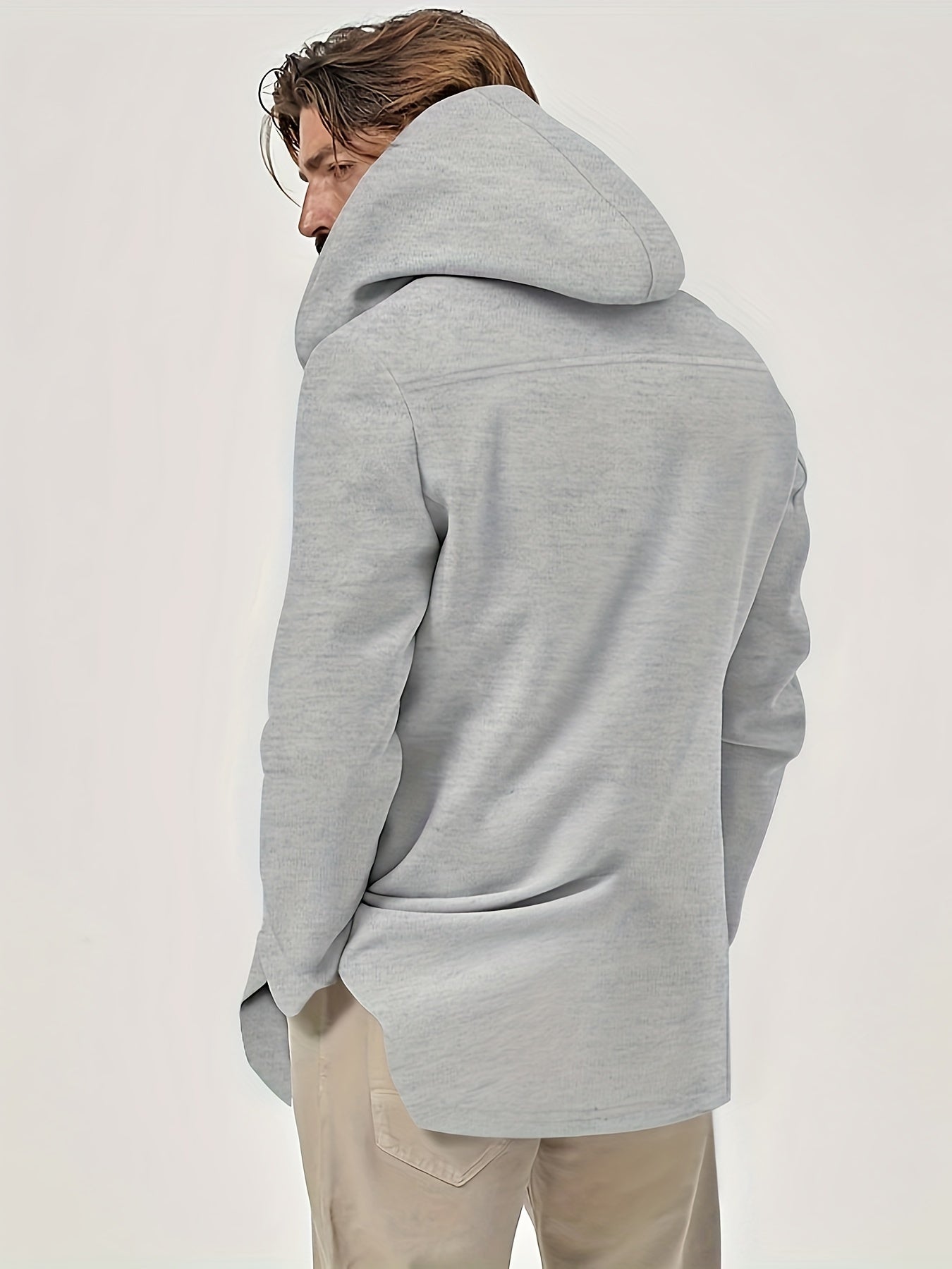 Męski dwurzędowy płaszcz z kapturem