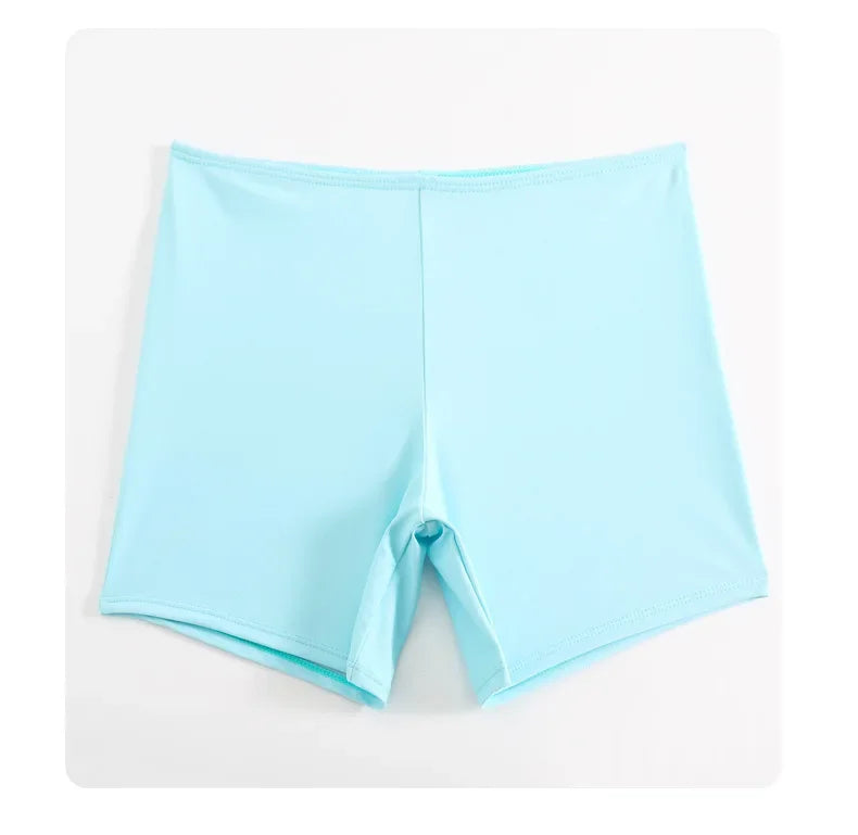 Dwuczęściowy kostium kąpielowy z topem i szortami