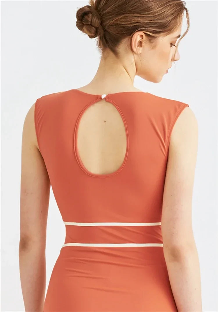 Jednoczęściowy Strój Kąpielowy Damski – Modelujący Pas, Pełne Zakrycie, Elegancki Fason