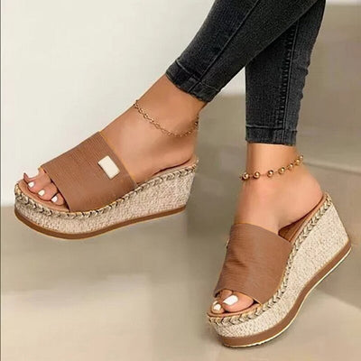 Buty na koturnie Roxy
