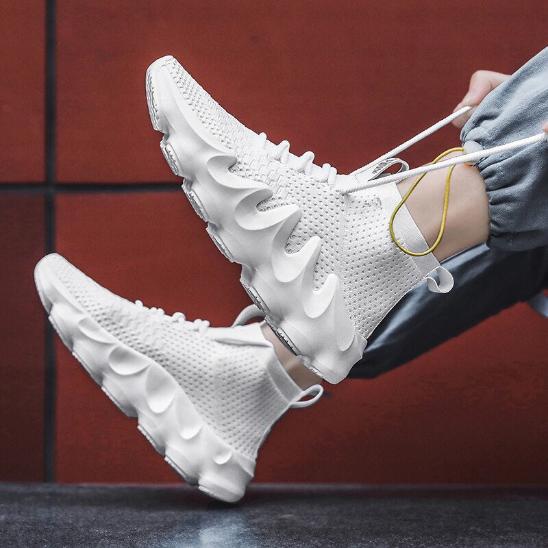 Sneakersy męskie z siateczki z dużą podeszwą