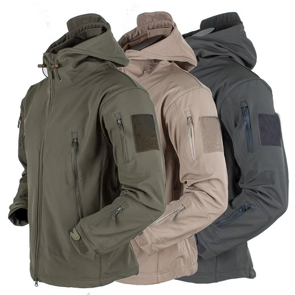 Męska taktyczna kurtka softshell z kapturem