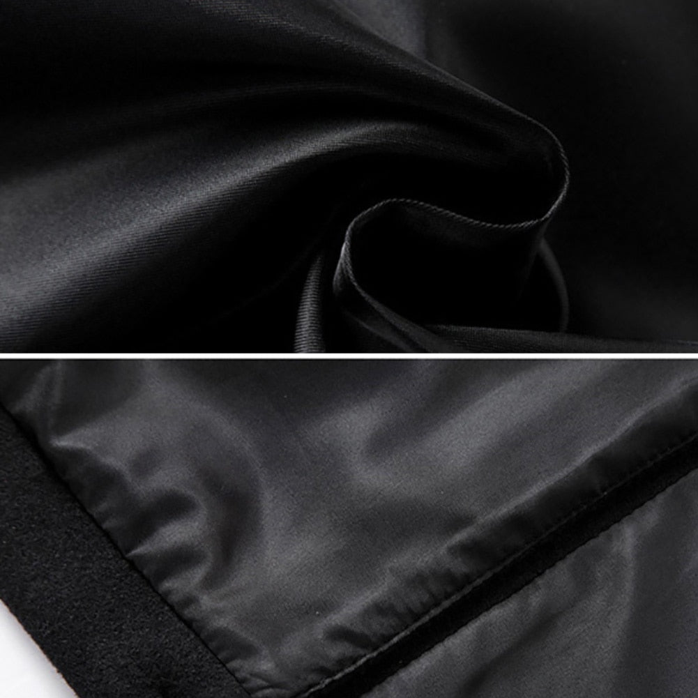 Męski płaszcz z wysokim kołnierzem i pikowaną podszewką