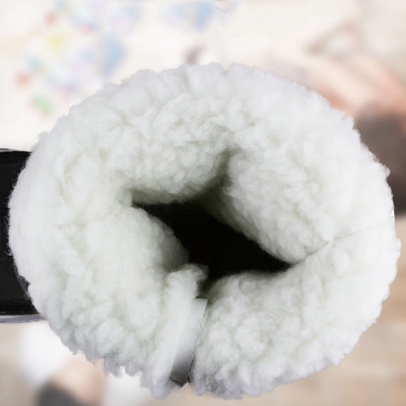 Damskie śniegowce ocieplane z zamkiem