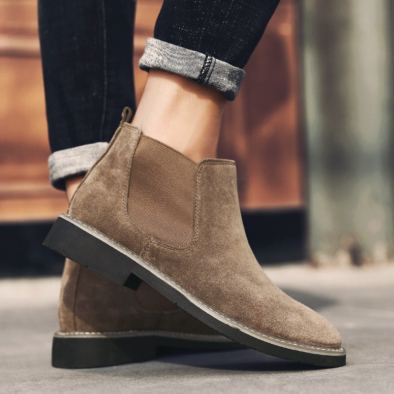 Męskie zamszowe botki Chelsea na każdą okazję