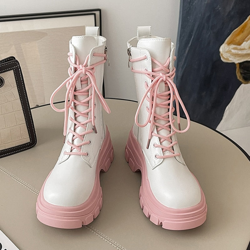 Damskie buty na platformie typu glany