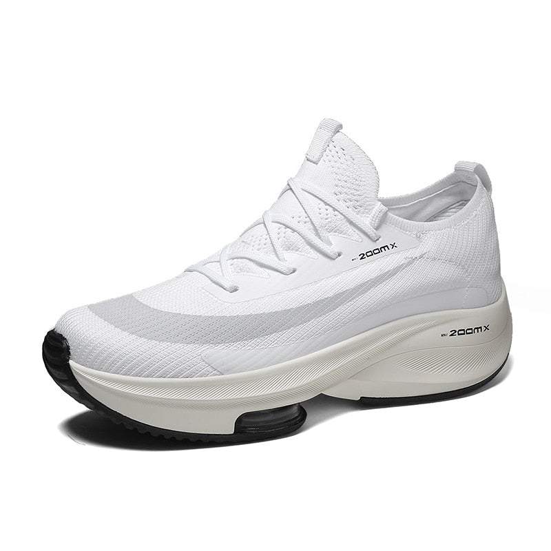 Buty do biegania na wysokiej podeszwie