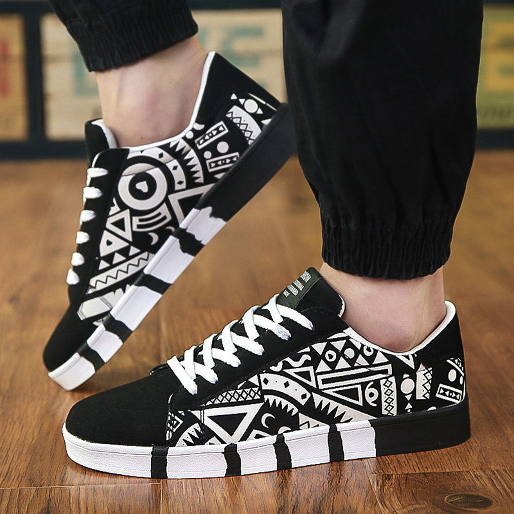 Męskie sneakersy z kolorowym wzorem azteckim i wygodną podeszwą