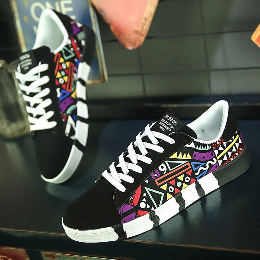 Męskie sneakersy z kolorowym wzorem azteckim i wygodną podeszwą