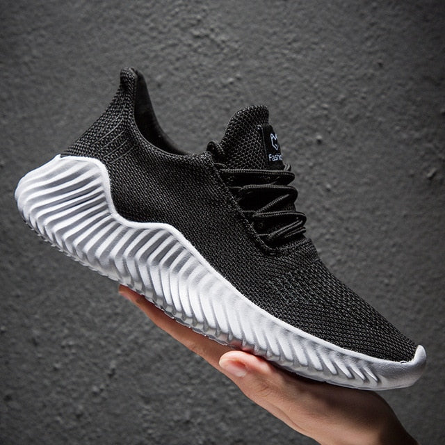 Męskie buty sneakersy sportowe z nowoczesnym designem i oddychającą siateczką
